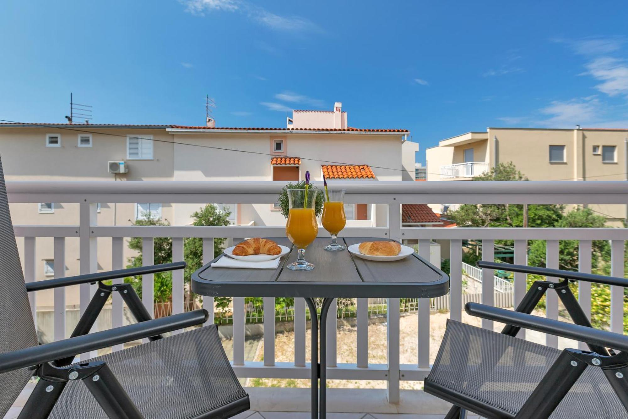 Apartments Marija Makarska Esterno foto
