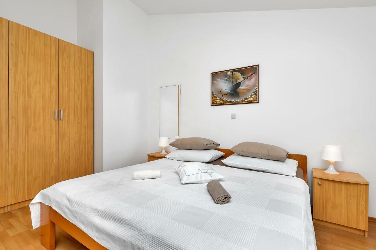 Apartments Marija Makarska Esterno foto
