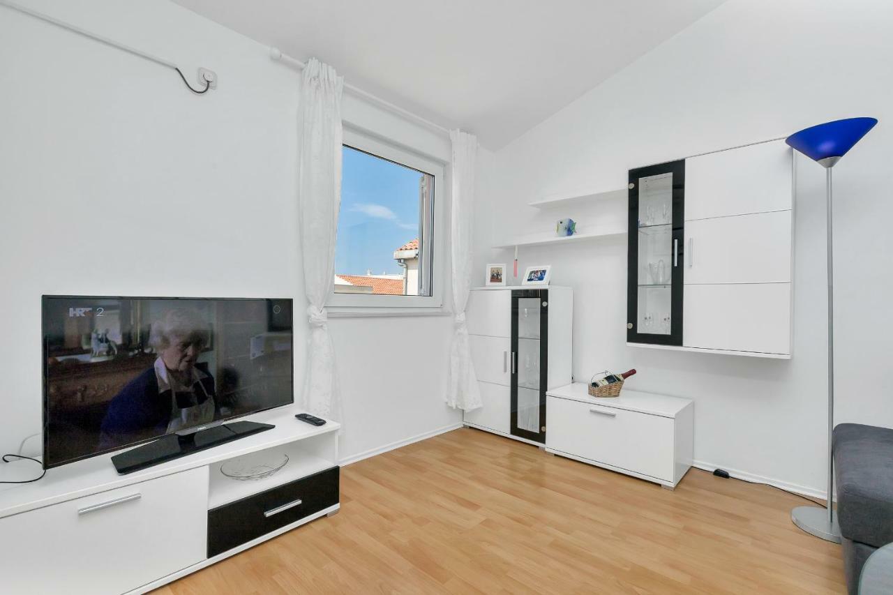 Apartments Marija Makarska Esterno foto